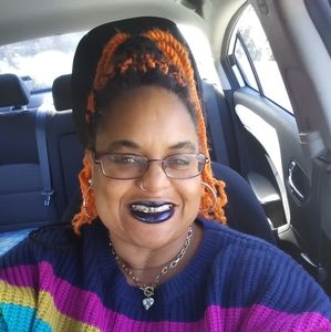 Meet your Posher, Theresa